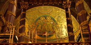 The coronation of the Virgin with angels, saints, Pope Nicolas IV and Cardinal Colonna. Apse mosaic in Basilica di Santa Maria Maggiore, by Jacopo Torriti (1295), with parts from the original mosaic (5th century).